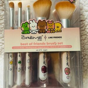 FRIENDS Line Friends Makeup Brush Set with Colorful Characters